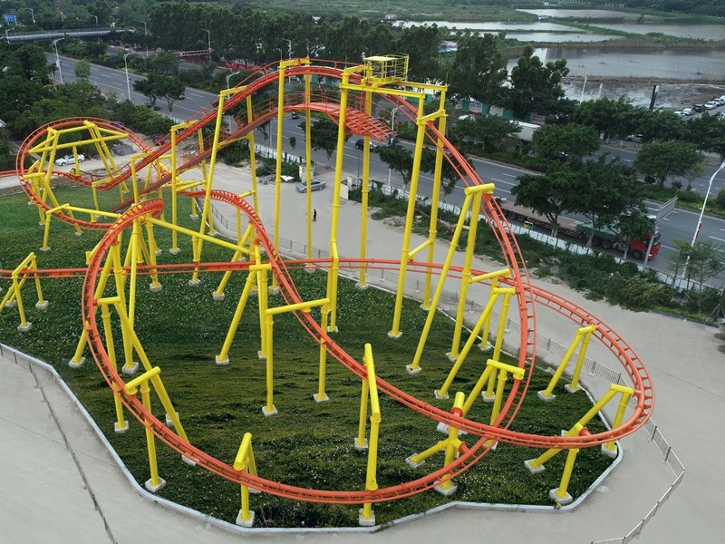 Suspended Roller Coaster by Jinma Rides is under Installation